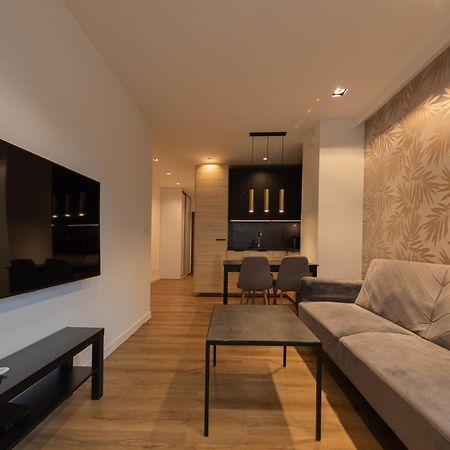 Baildona Inn Катовице Экстерьер фото
