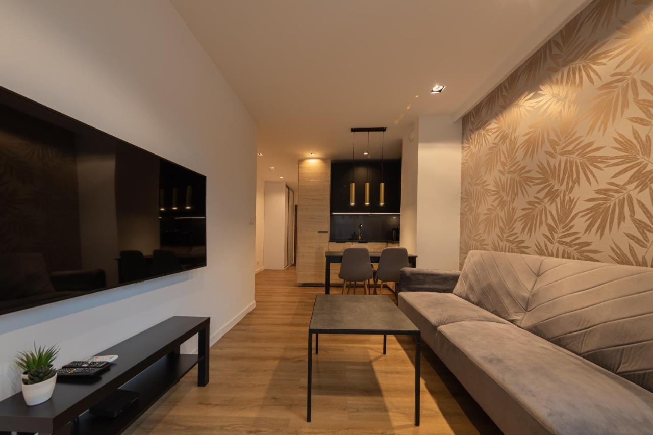 Baildona Inn Катовице Экстерьер фото